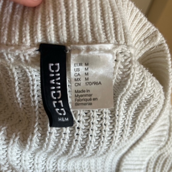 Divided White Knit Boxy Cardigan Sweater - Picture 2 of 7